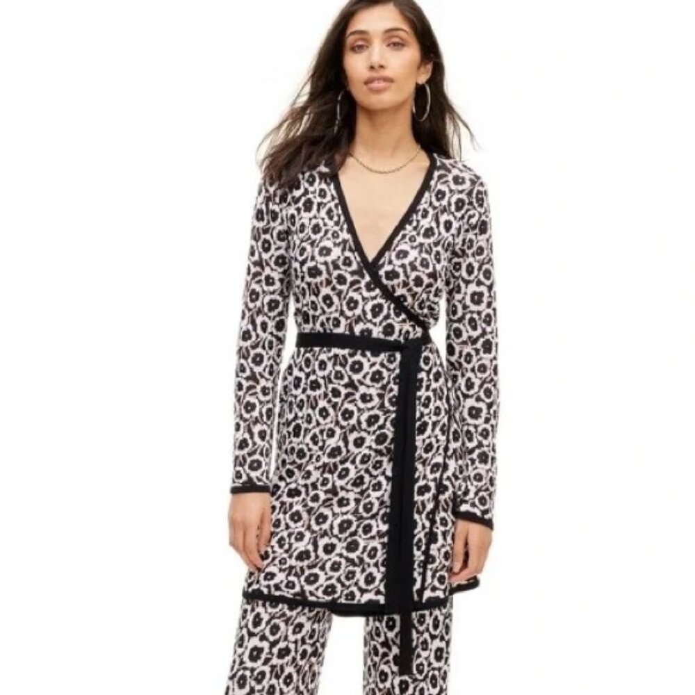 DVF for Target Collection Long Sleeve Poppy Sweater Wrap Top & Pant Set